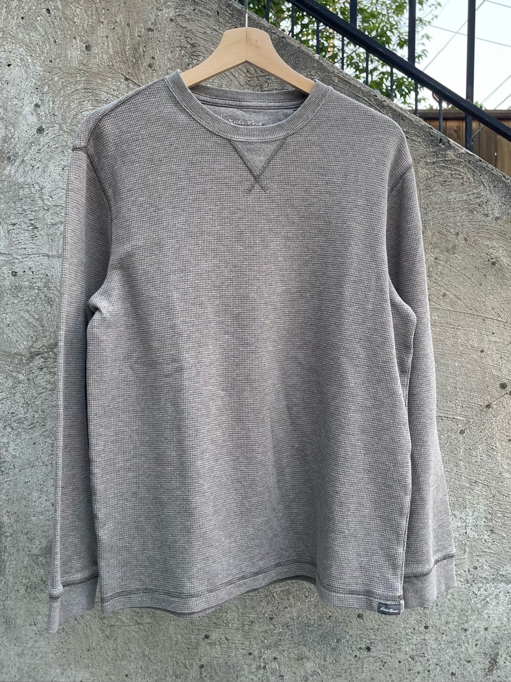 Brown Eddie Bauer Y2K waffle knit long sleeved shirt men’s medium